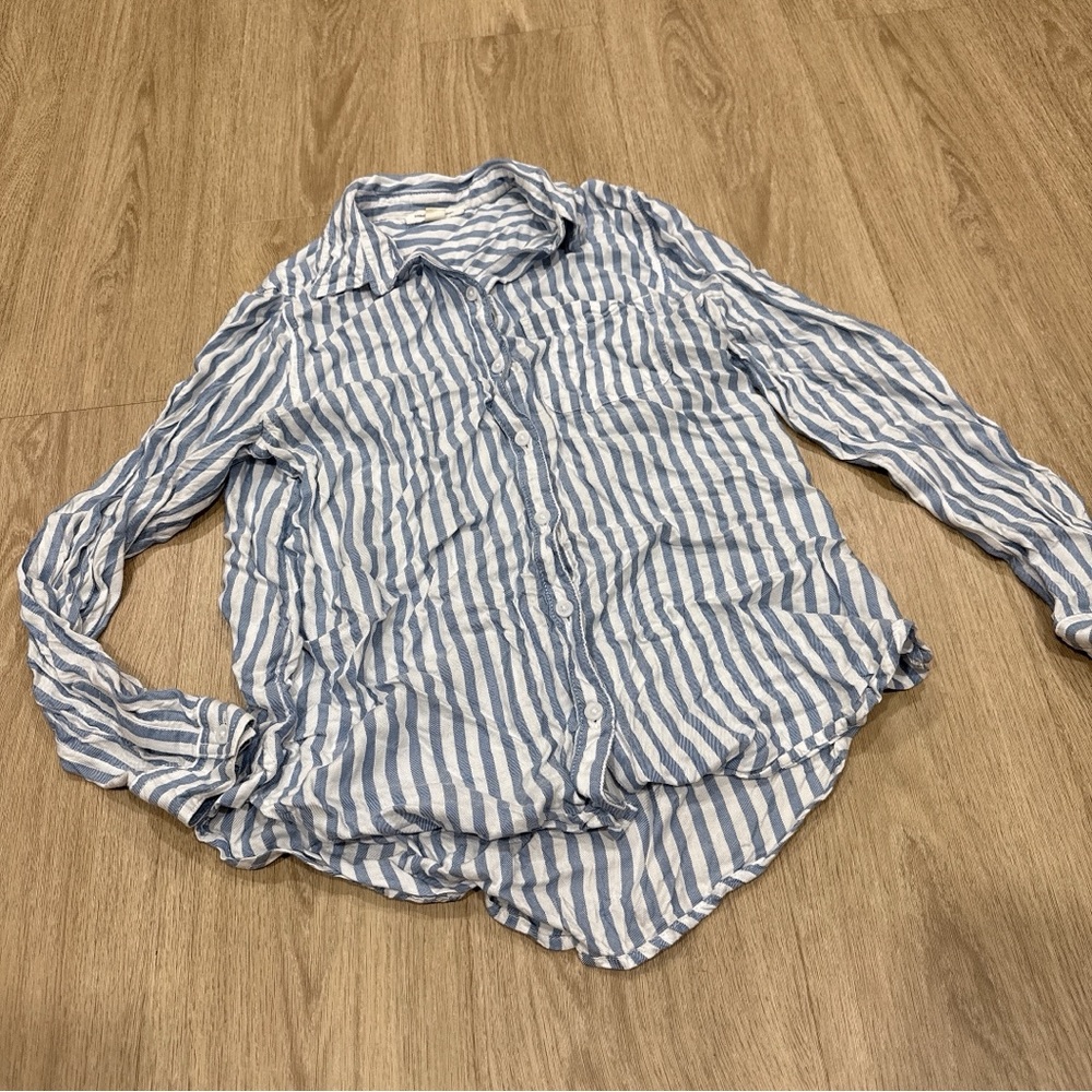 Beachlunchlounge Blue and White Striped Shirt